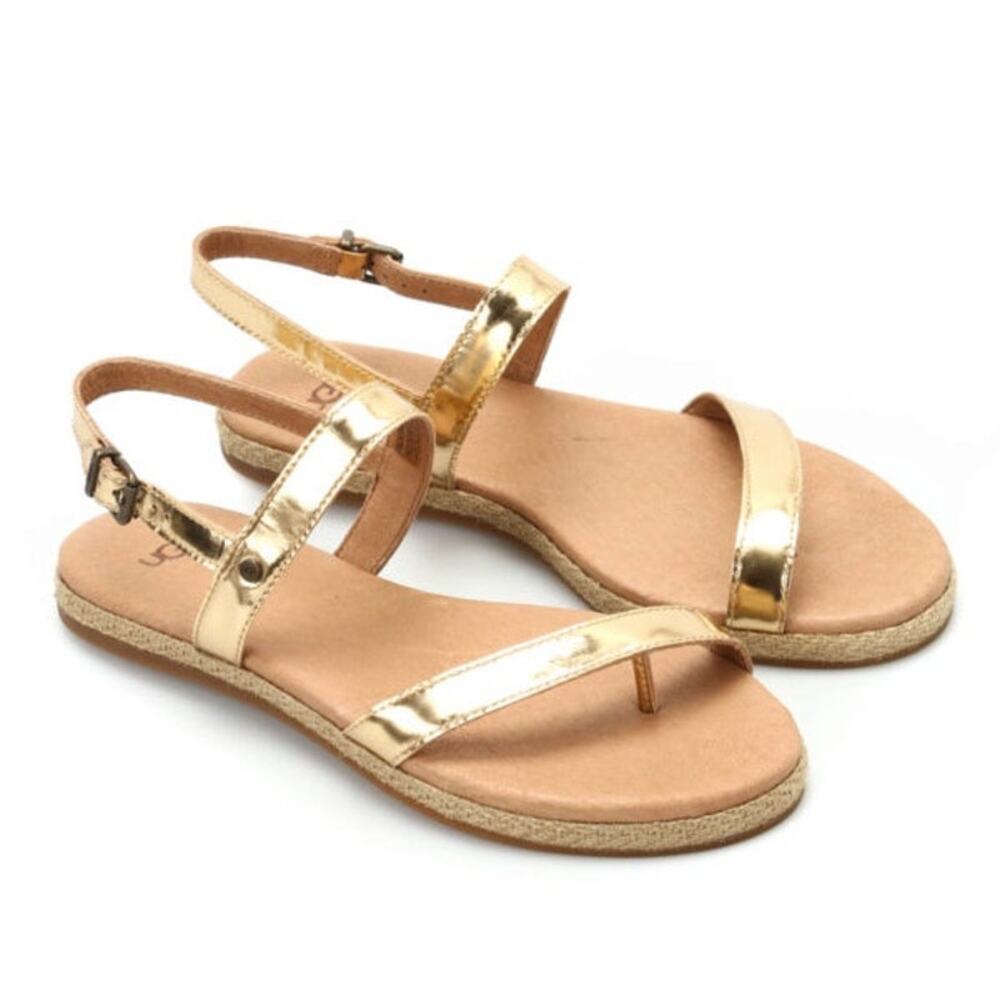 GG Brylee Metallic Gold Flat Strap Sandals - Like New! - 7